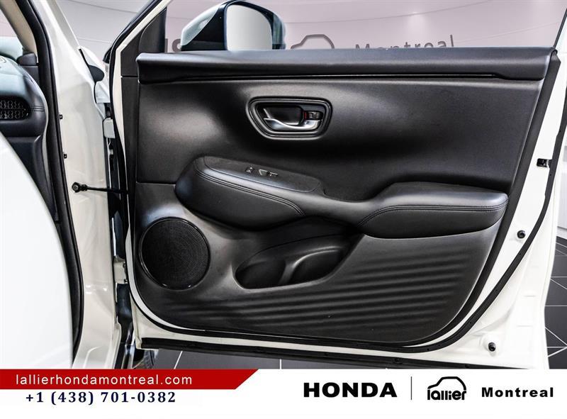 2023 Honda HR-V - Image 16