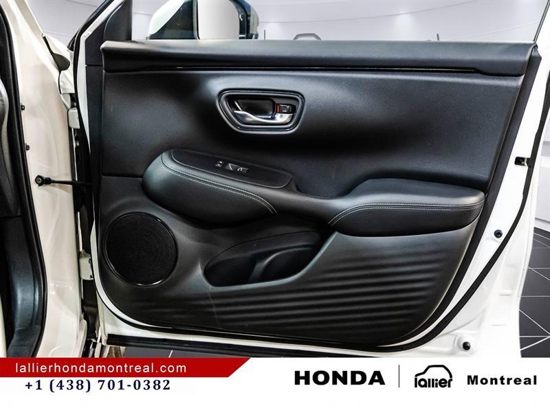2025 Honda HR-V - Image 16