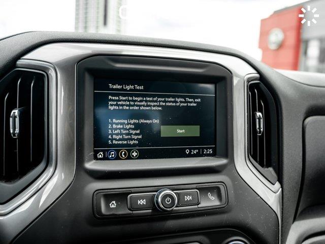 chevrolet Silverado 1500 2024 - 24