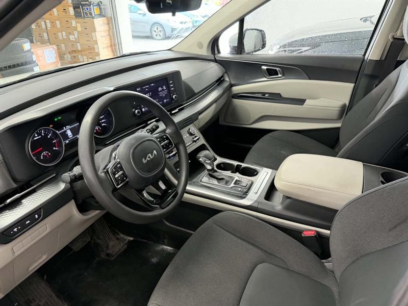 kia Carnival 2024 - 9