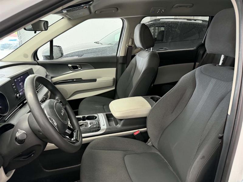 kia Carnival 2024 - 10