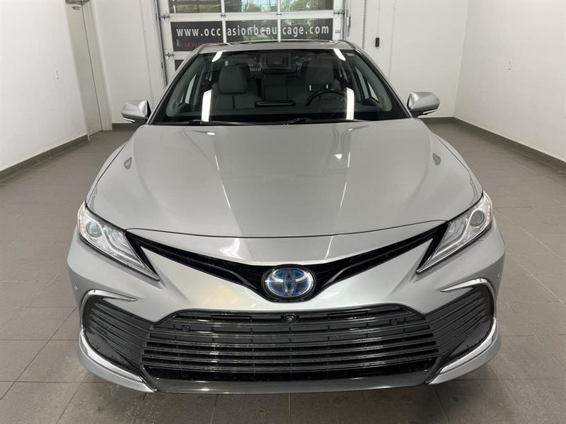 toyota Camry 2022 - 6