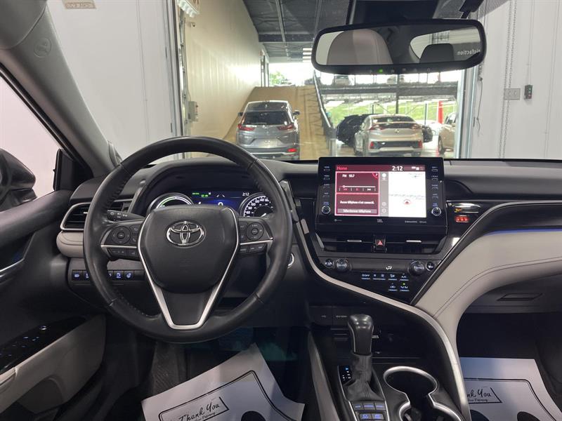 toyota Camry 2022 - 16