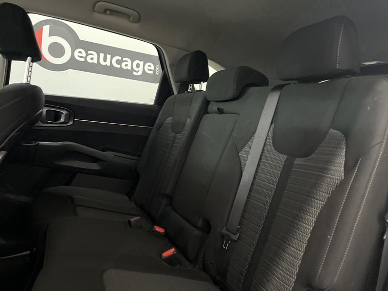 kia Sorento 2022 - 10