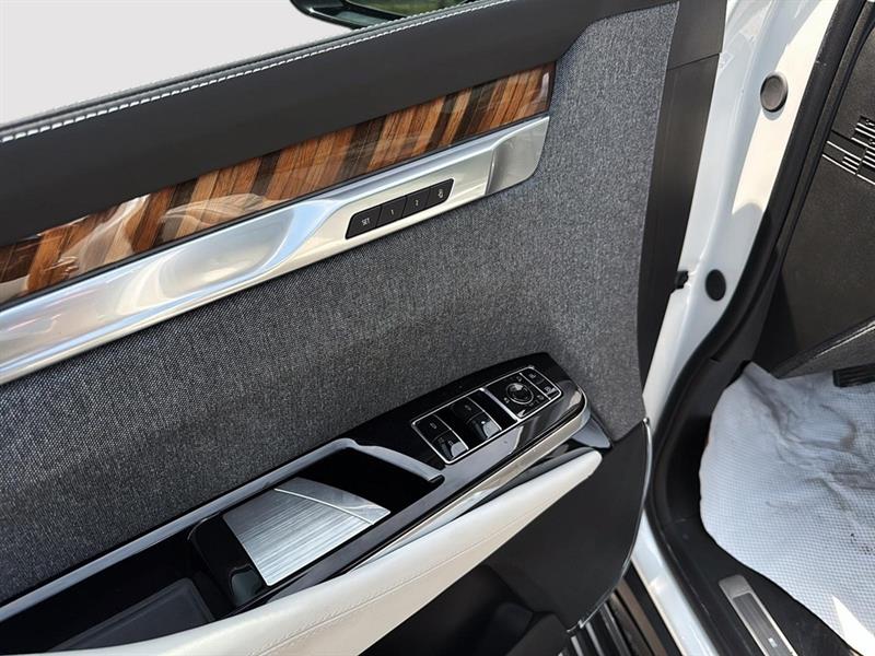 cadillac Escalade ESV 2025 - 15