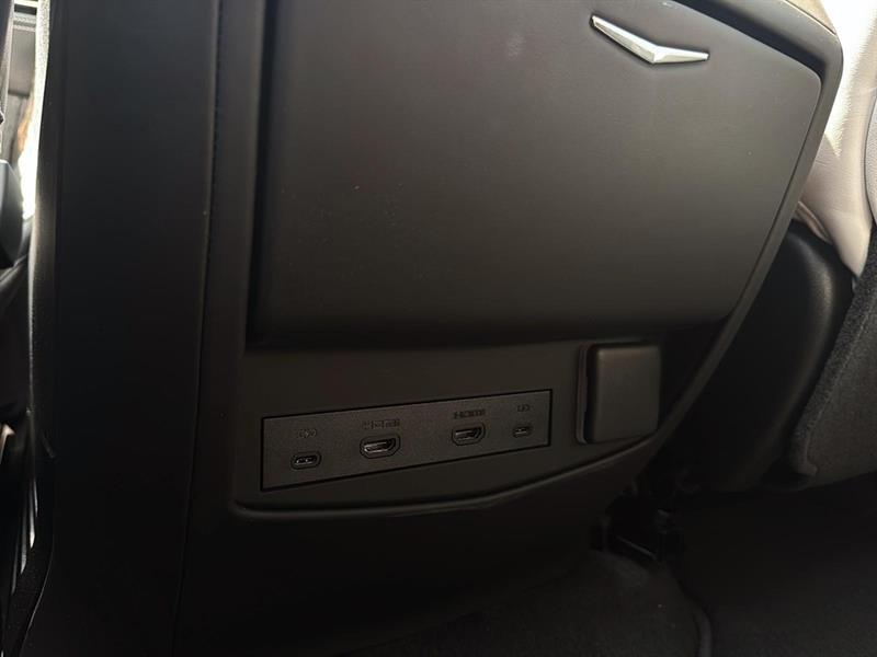 cadillac Escalade ESV 2025 - 29