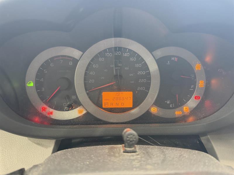 toyota RAV4 2011 - 5