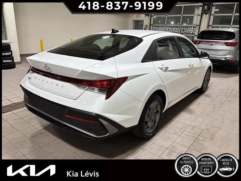 hyundai Elantra 2025 - 3