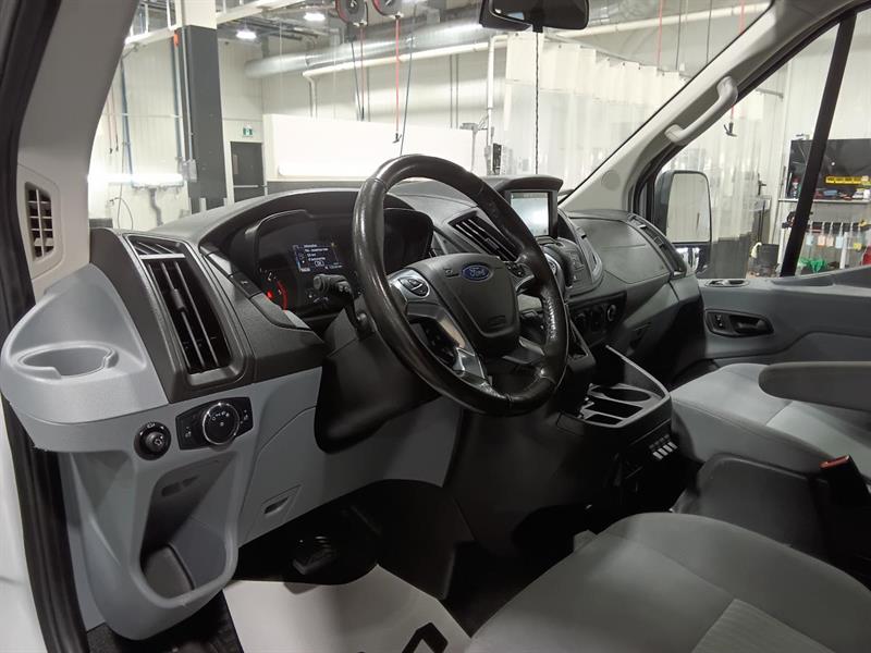ford Transit Passenger Van 2019 - 10