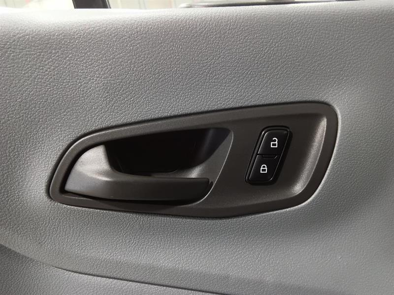 ford Transit Passenger Van 2019 - 21