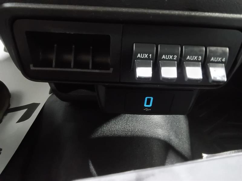 ford Transit Passenger Van 2019 - 25