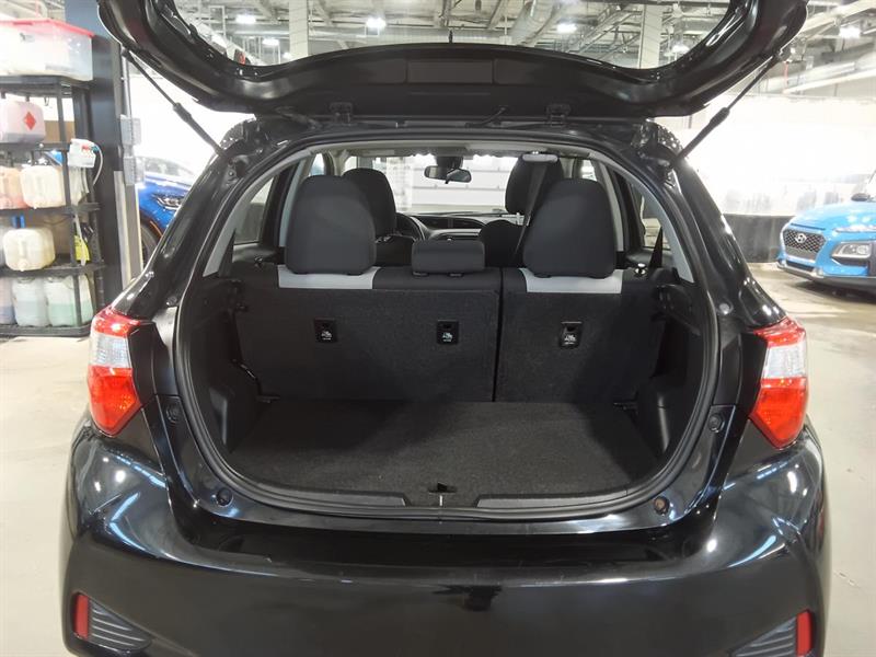 toyota Yaris Hatchback 2019 - 8