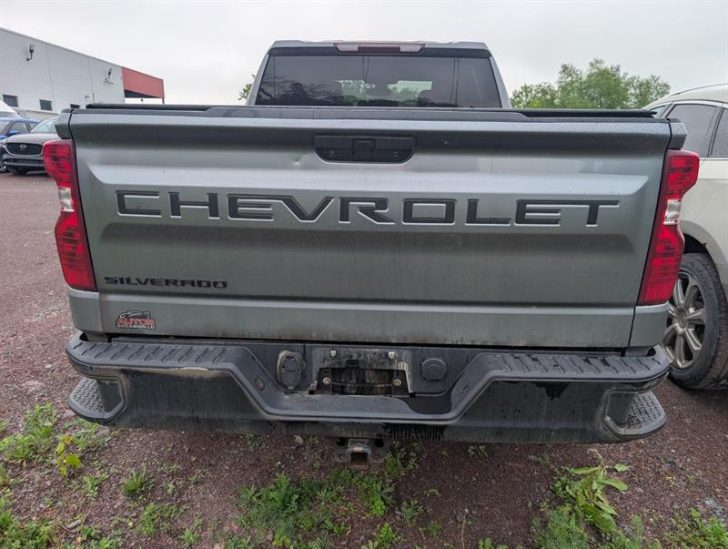 chevrolet Silverado 1500 2021 - 11