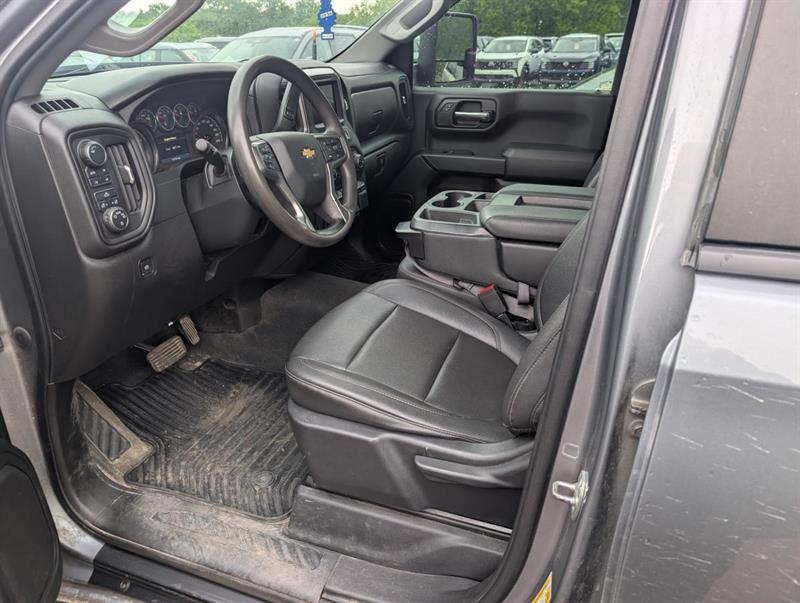 chevrolet Silverado 1500 2021 - 15