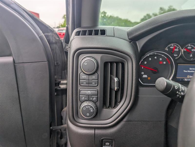 chevrolet Silverado 1500 2021 - 18