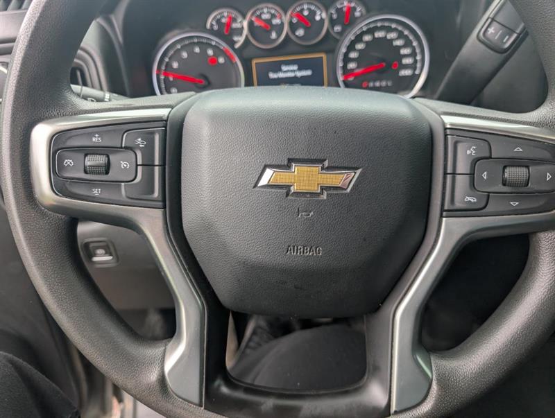 chevrolet Silverado 1500 2021 - 19