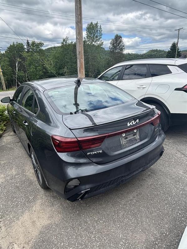 kia Forte 2023 - 5
