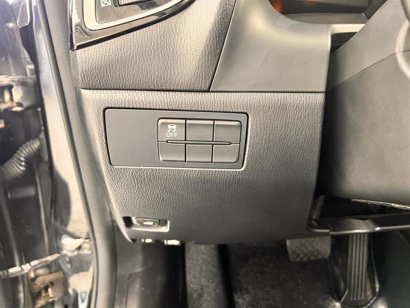 mazda Mazda3 2016 - 22