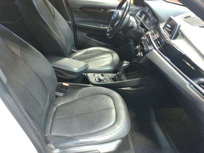 bmw X1 2017 - 12