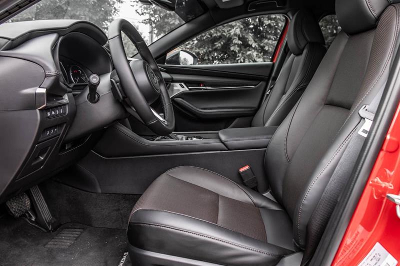 mazda Mazda3 Sport 2026 - 12