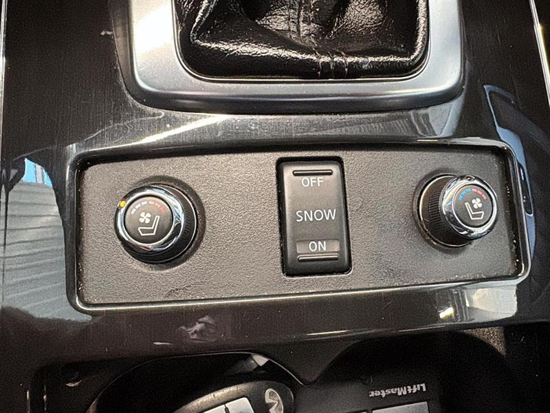 infiniti FX35 2012 - 25
