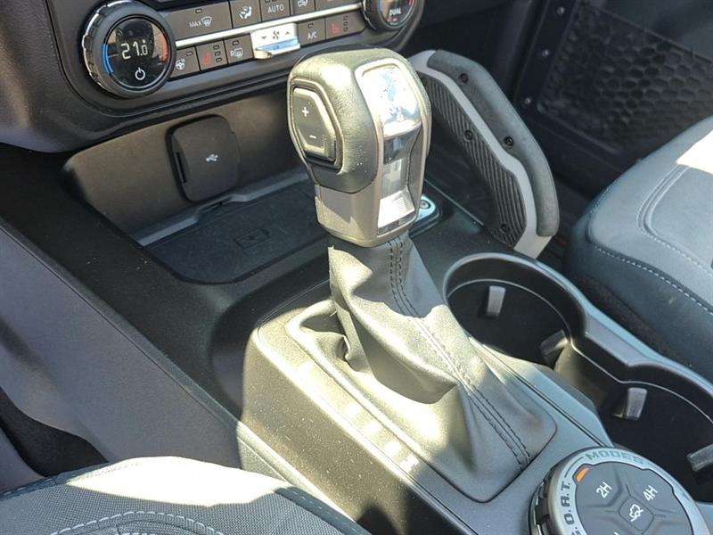 ford Bronco 2021 - 16