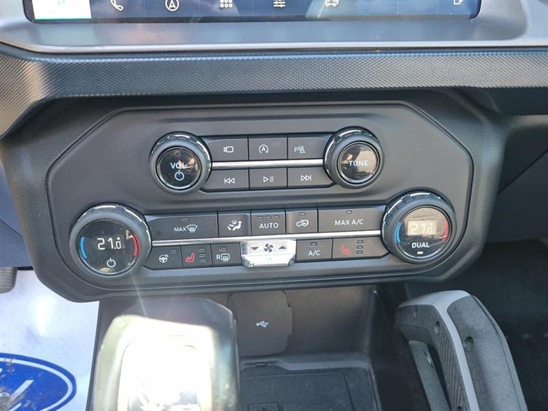 ford Bronco 2021 - 24