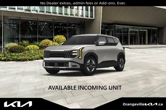 Silver 2027 Kia Seltos SUV / Crossover All-Wheel Drive Automatic