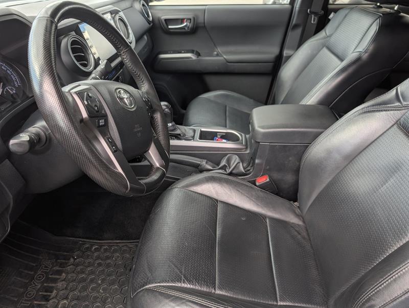 toyota Tacoma 2023 - 12