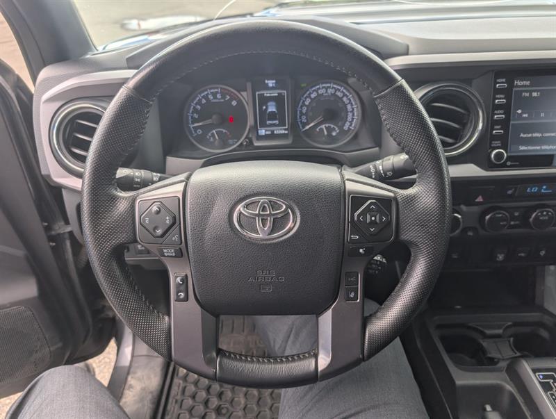 toyota Tacoma 2023 - 16