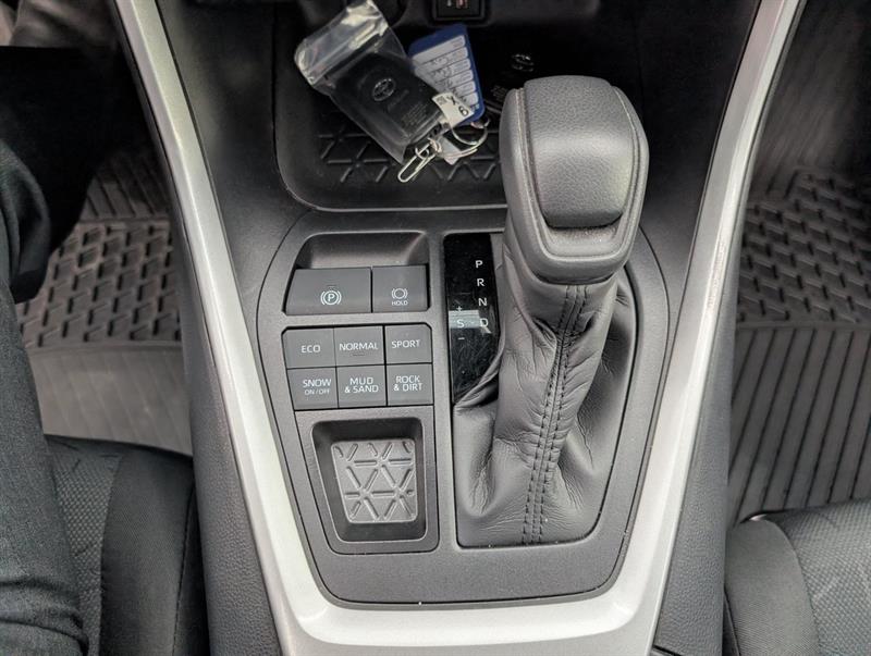 toyota RAV4 2025 - 16