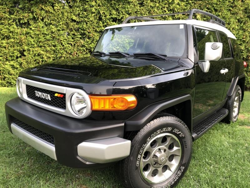 toyota FJ Cruiser 2012