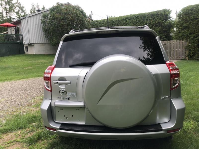 toyota RAV4 2012 - 10
