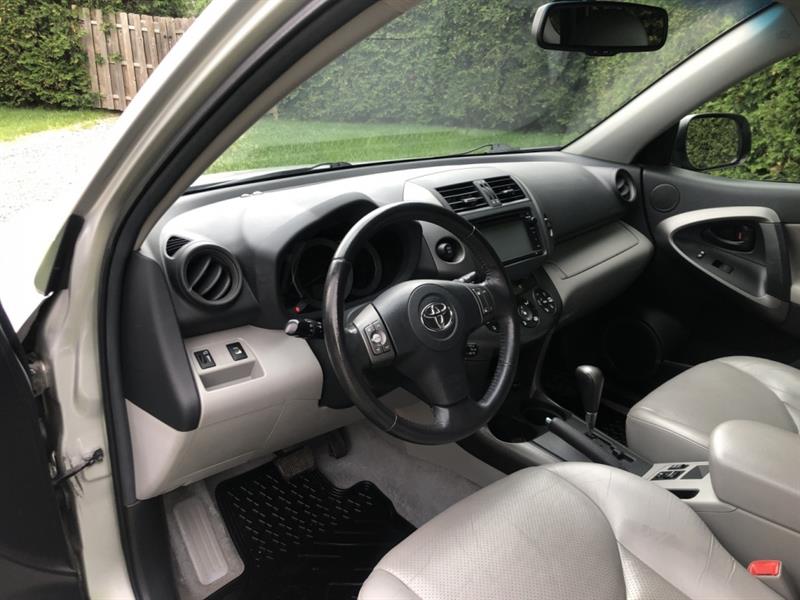 toyota RAV4 2012 - 16