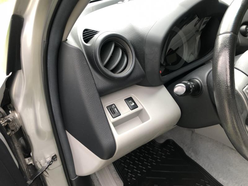 toyota RAV4 2012 - 25