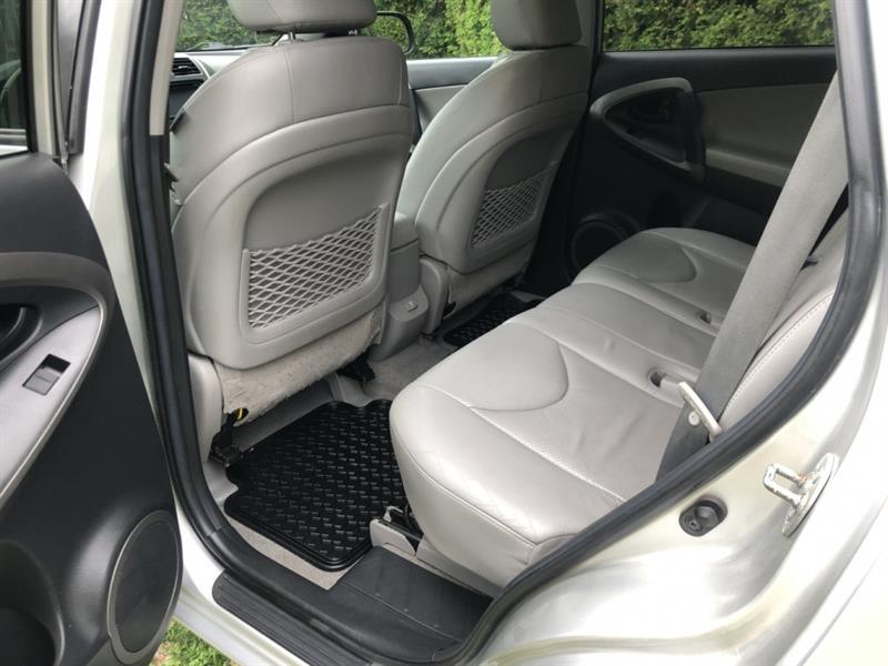 toyota RAV4 2012 - 29