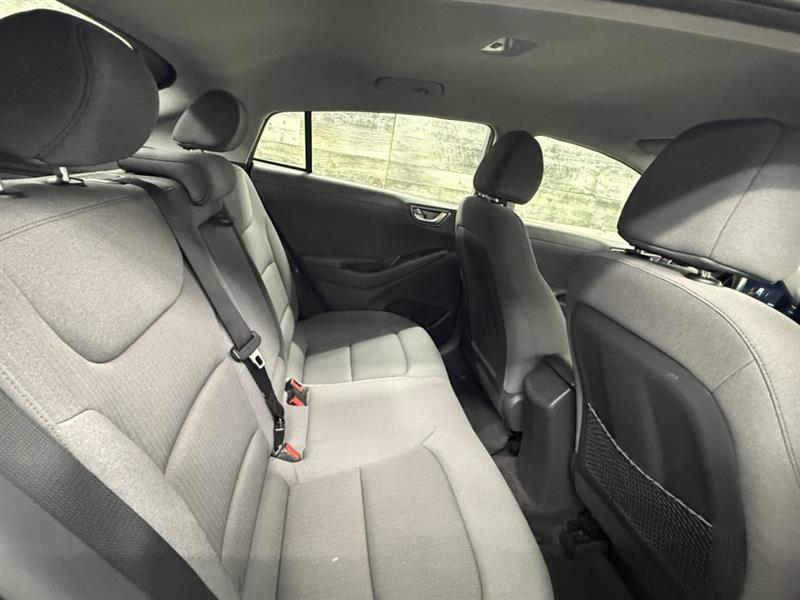 hyundai Ioniq hybride rechargeable 2020 - 21