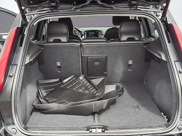 volvo XC40 2020 - 17