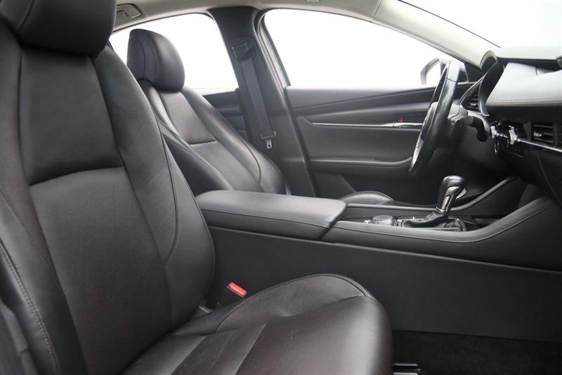 mazda Mazda3 2024 - 12
