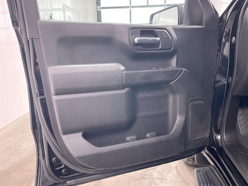 chevrolet Silverado 1500 2021 - 12