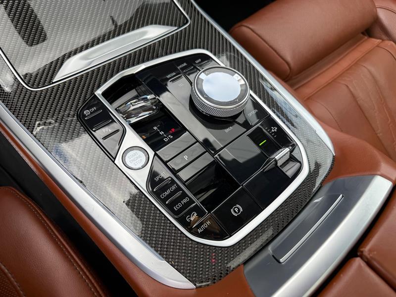 bmw X7 2023 - 13