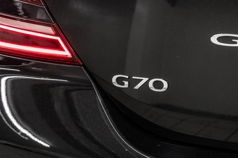 genesis G70 2022 - 9