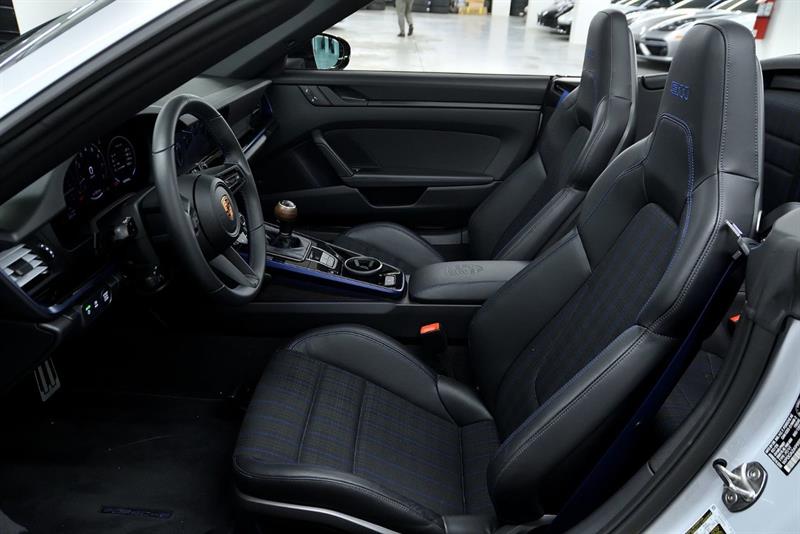 porsche 911 2025 - 15