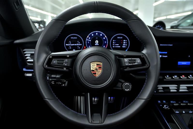 porsche 911 2025 - 18