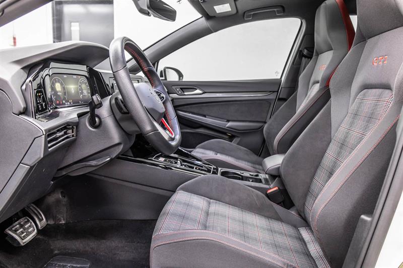 volkswagen Golf GTI 2023 - 13