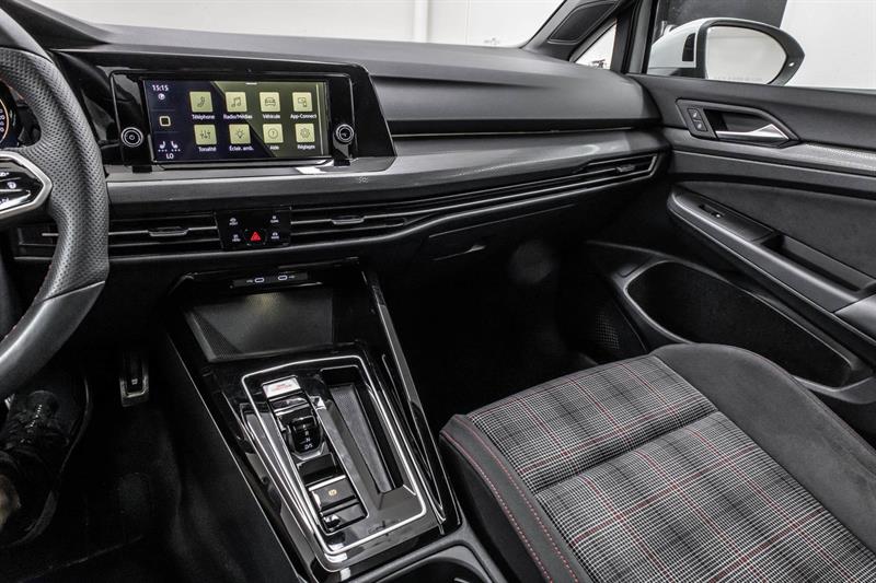 volkswagen Golf GTI 2023 - 26