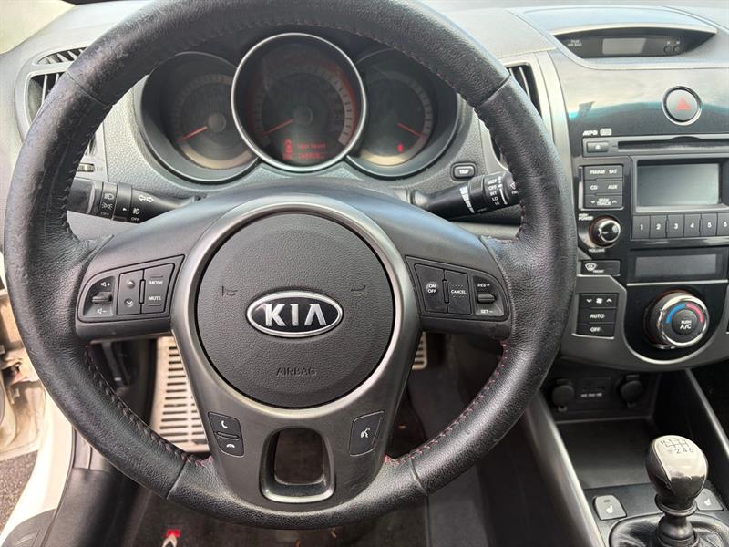 kia Forte Koup 2012 - 8