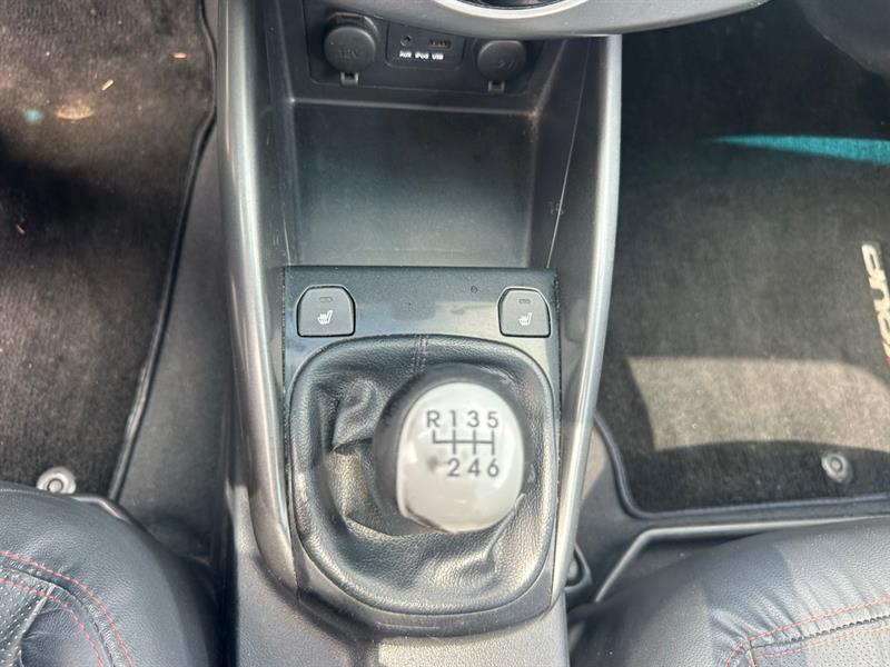 kia Forte Koup 2012 - 15