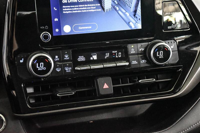 2023 Toyota Highlander - Image 34