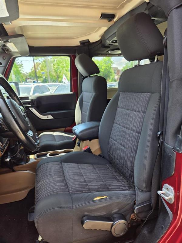 2011 Jeep Wrangler - Image 14